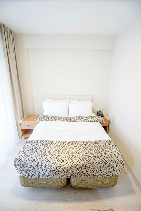 The Corner Inn Hotels By Suit Ескишехир Екстериор снимка