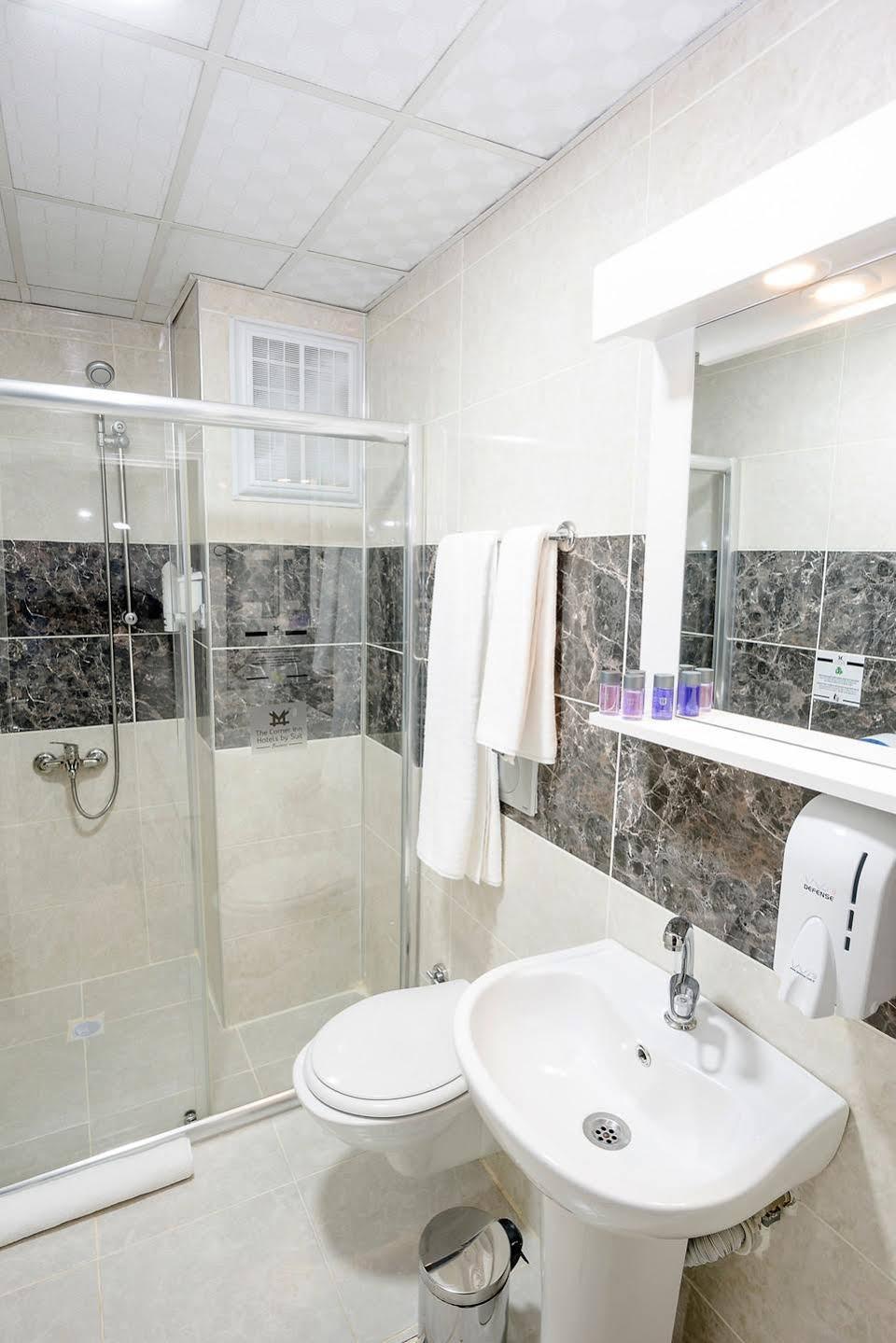 The Corner Inn Hotels By Suit Ескишехир Екстериор снимка