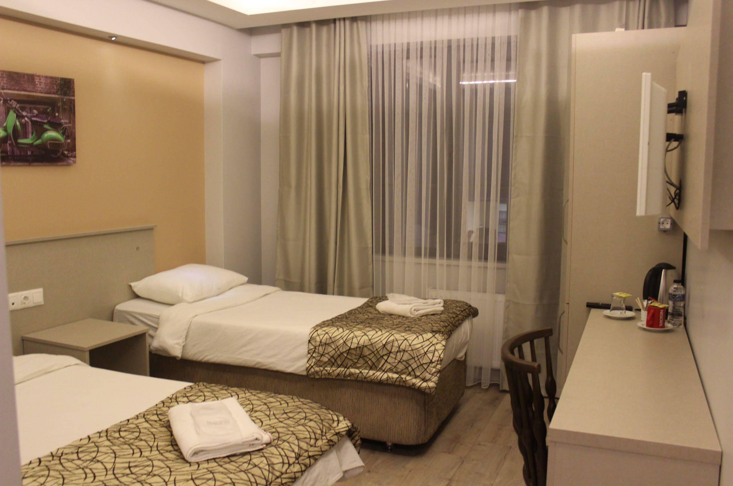 The Corner Inn Hotels By Suit Ескишехир Екстериор снимка